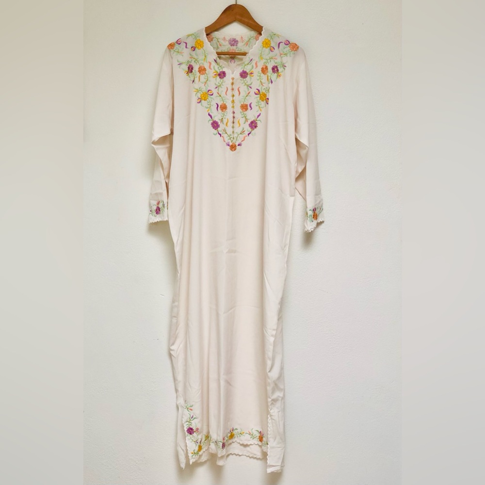 Vintage Woman’s  Embroidered Kaftan